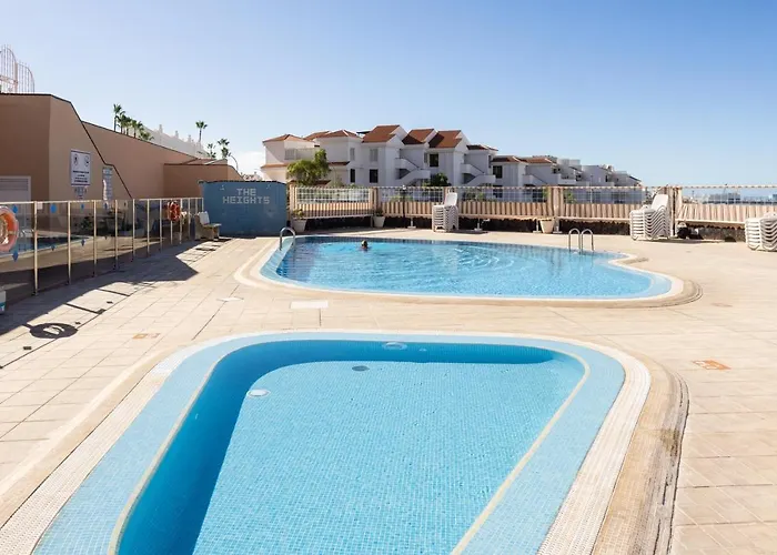 Home2Book The Heights Los Cristianos, Pool