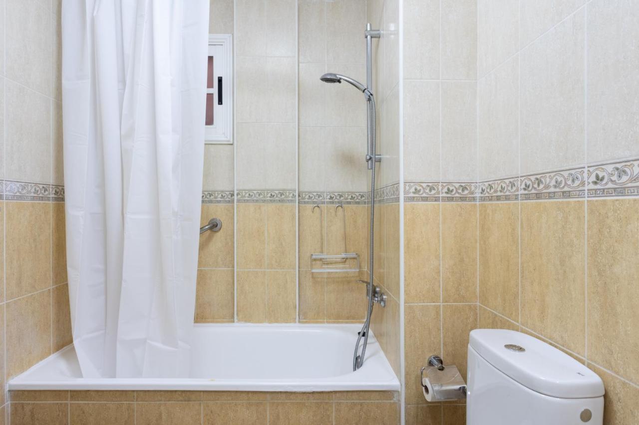 Apartment Home2book The Heights Cristianos, Pool
